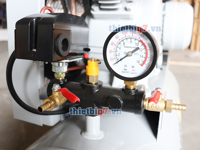 Van ngỏ ra hơi và rờ le ngắt tự động