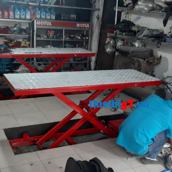 Sẽ Ra Sao Nếu Không Có Sự Hỗ Trợ Của Bàn Nâng Xe Máy?