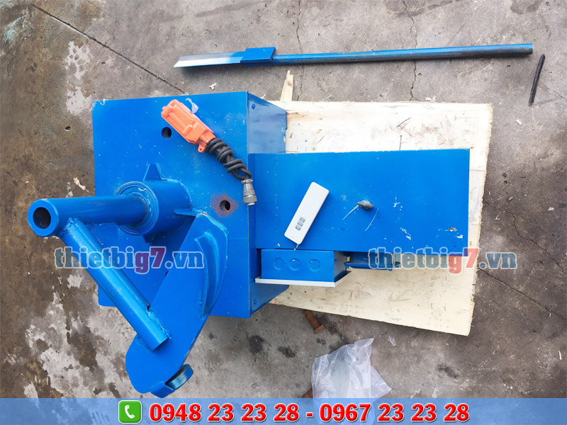 Đặc Điểm Chuyên Biệt Của Máy Tháo Vỏ Xe Tải Mà Bạn Chưa Biết