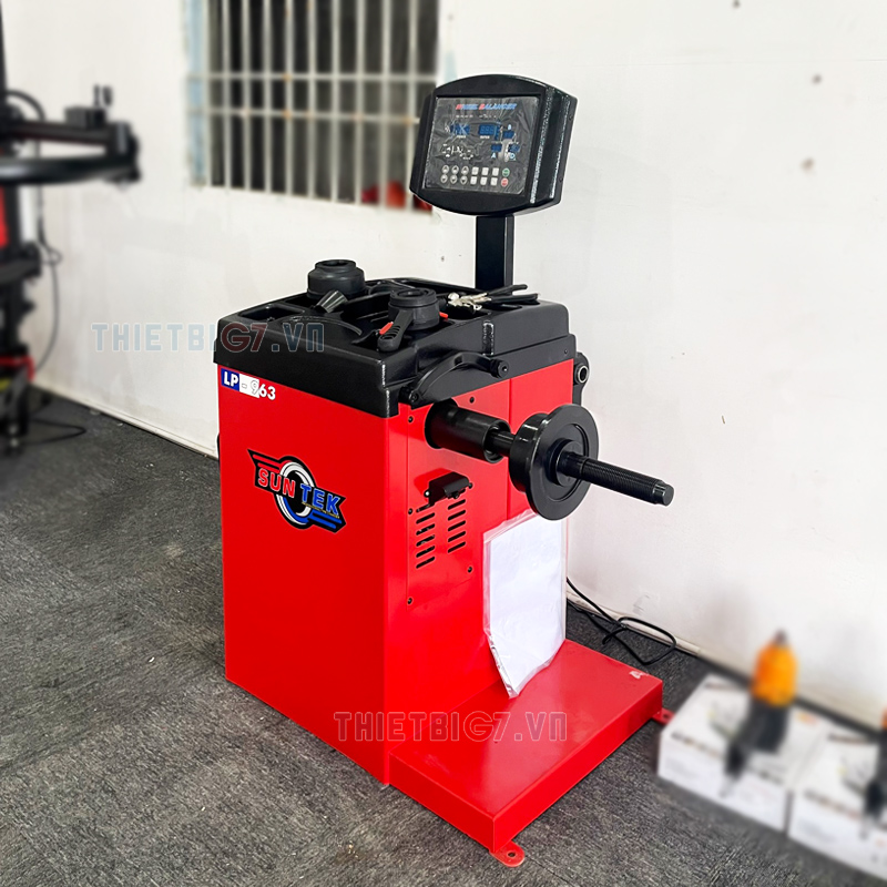 Máy cân bằng lốp SunTek LP-963