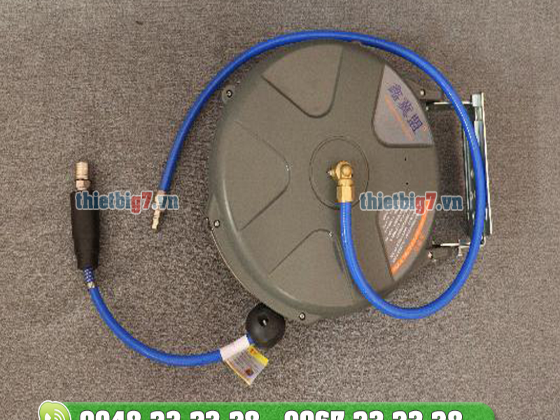 Cuộn dây hơi tự rút được yêu thích và lựa chọn nhiều nhất hiện nay cuon-day-khi-nen