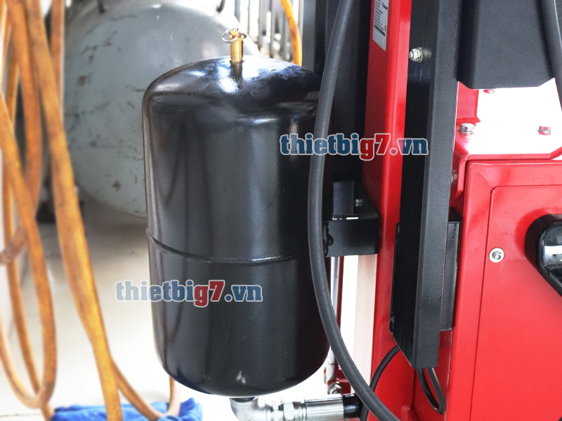 Bình bơm phụ kèm theo máy X306-GT