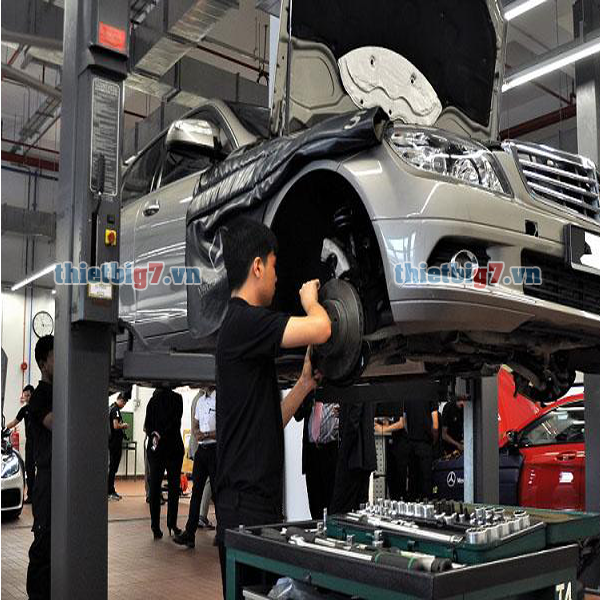 Thiết Bị Sửa Chữa Gara Ô Tô Bao Gồm Những Gì?