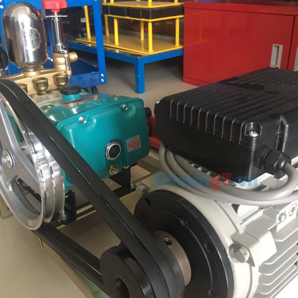 Đặc Điểm Ưu Việt Của Một Máy Rửa Xe Dây Đai Mang Lại