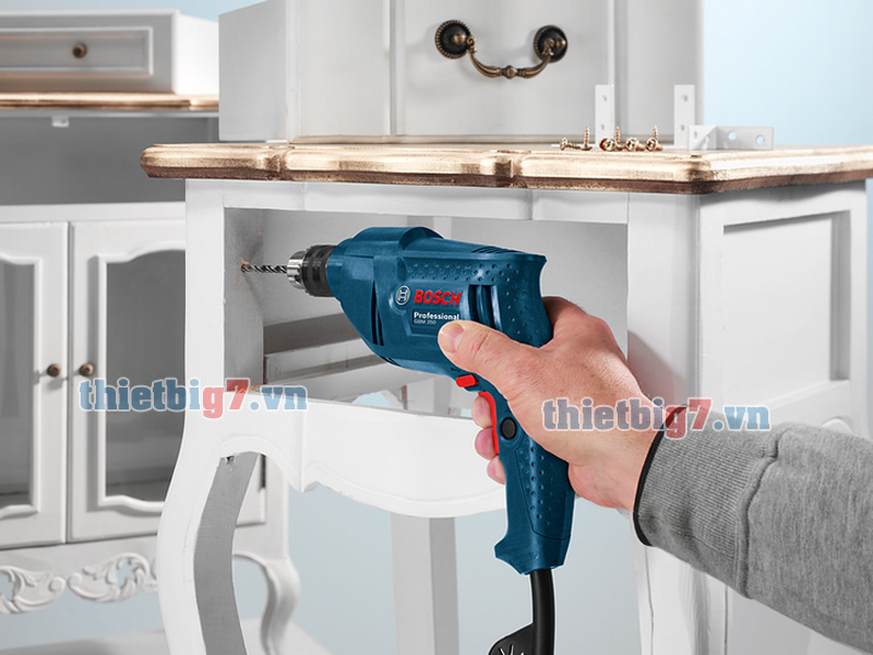 Sử Dụng Máy Khoan Cầm Tay Bosch Đúng Đắn