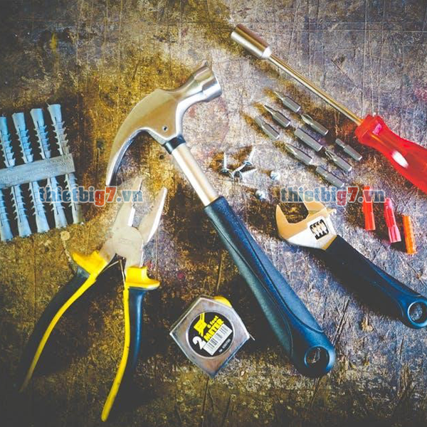 Nên Lựa Chọn Bộ Dụng Cụ Cầm Tay Như Thế Nào