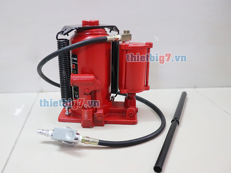 Những bước an toàn để tự nâng gầm xe ô tô