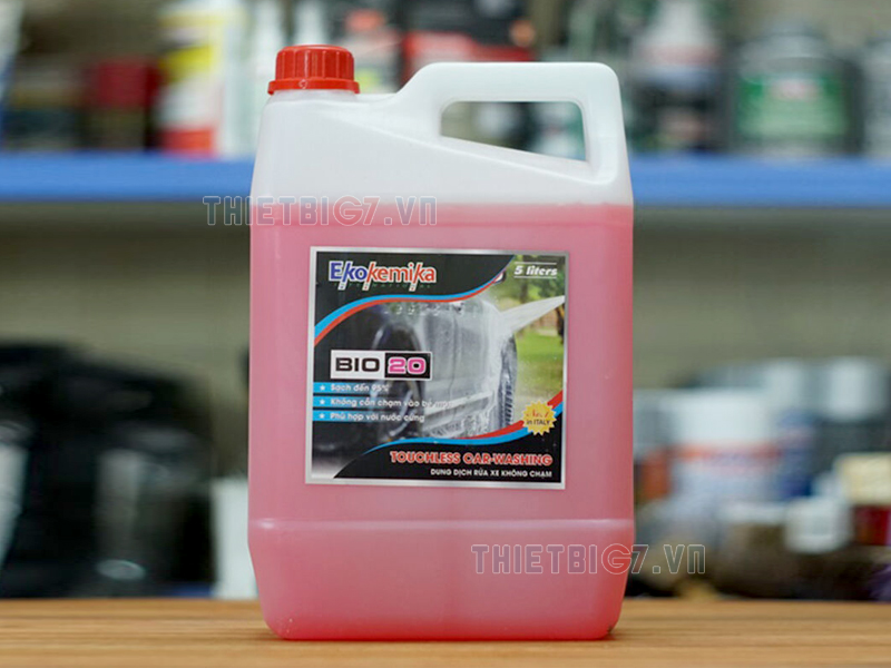 dung dịch rửa xe không chạm