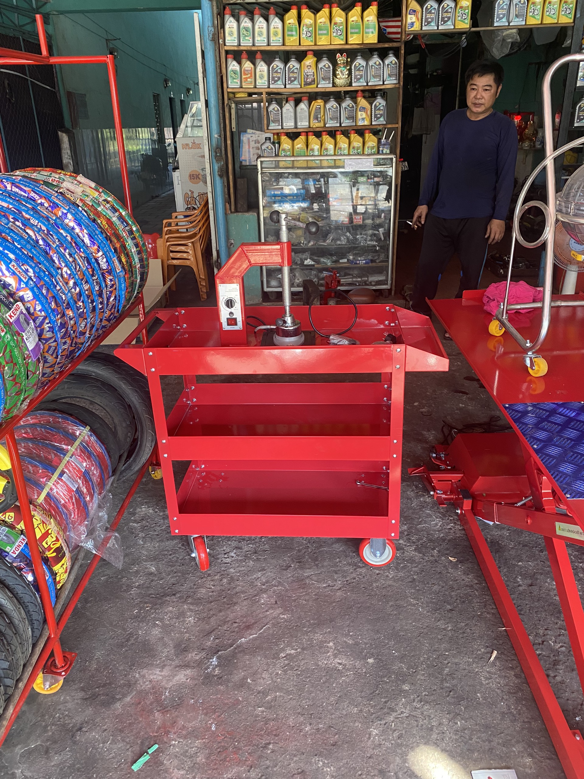 Top 4 điểm mạnh của xe đẩy đựng đồ nghề