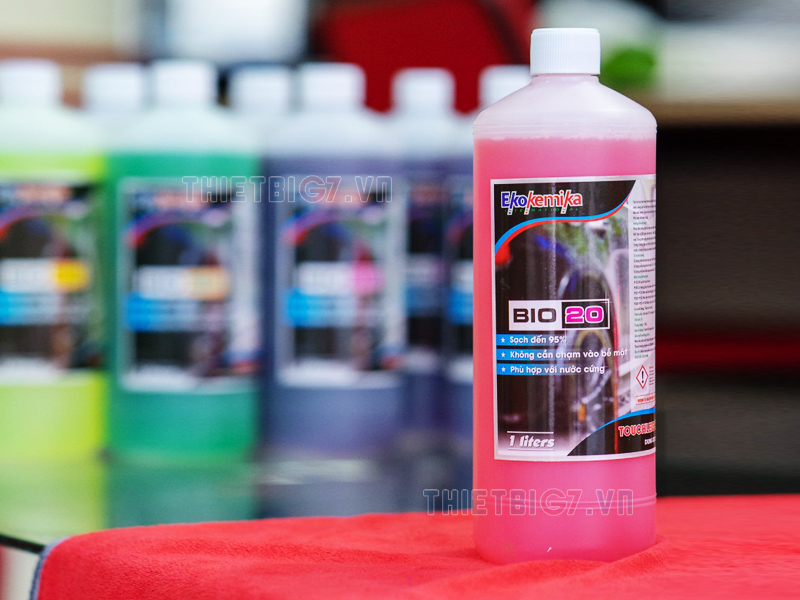 dung dịch rửa xe không chạm