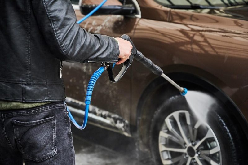 Súng xịt áp lực cao là gì? Tìm hiểu chi tiết về súng xịt áp lực cao