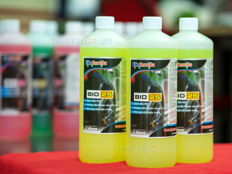 dung dịch rửa xe không chạm BIO25