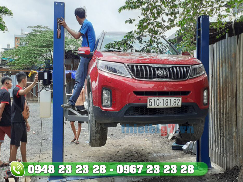Cầu nâng ô tô 2 trụ cũ với giá thành khá rẻ cau-nang-o-to-2-tru