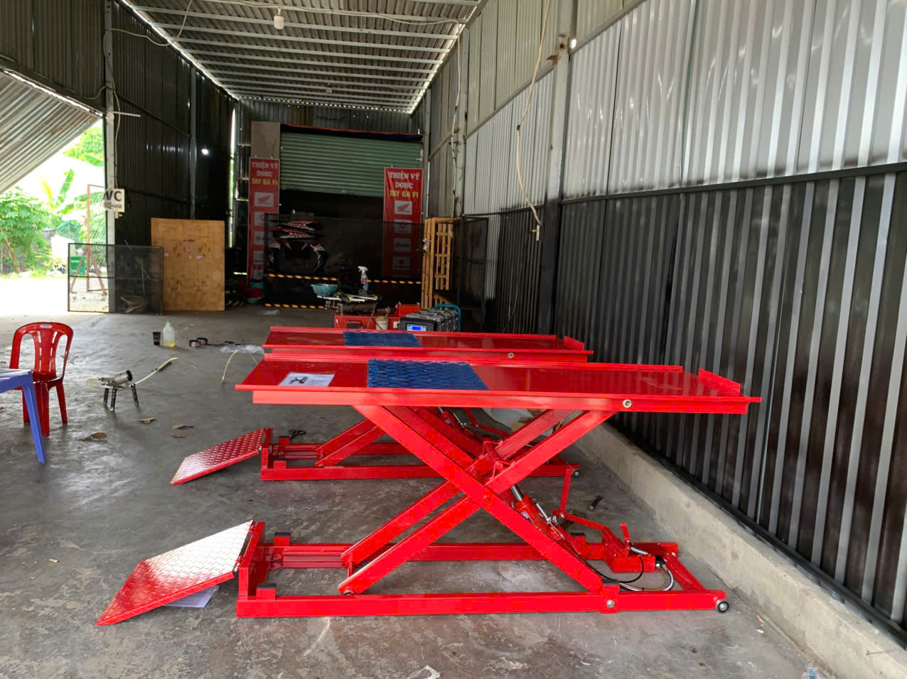 ban-nang-xe-may-sua-xe