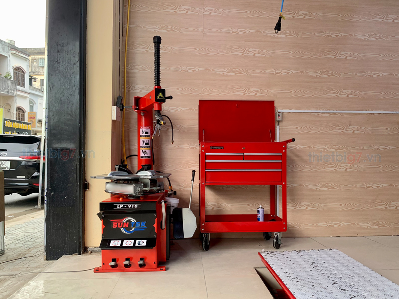Mua tủ đồ nghề 11 ngăn và những câu hỏi thắc mắc