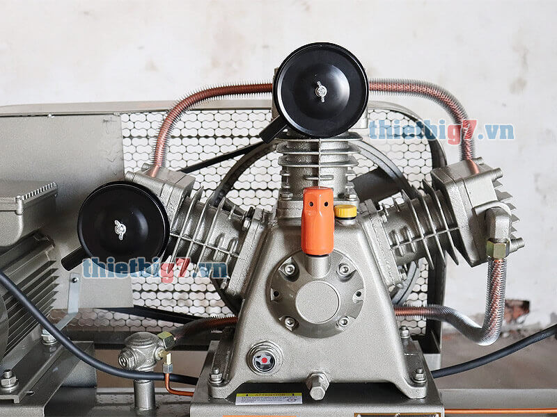 dau-nen-may-nen-khi-omega-4hp-200l